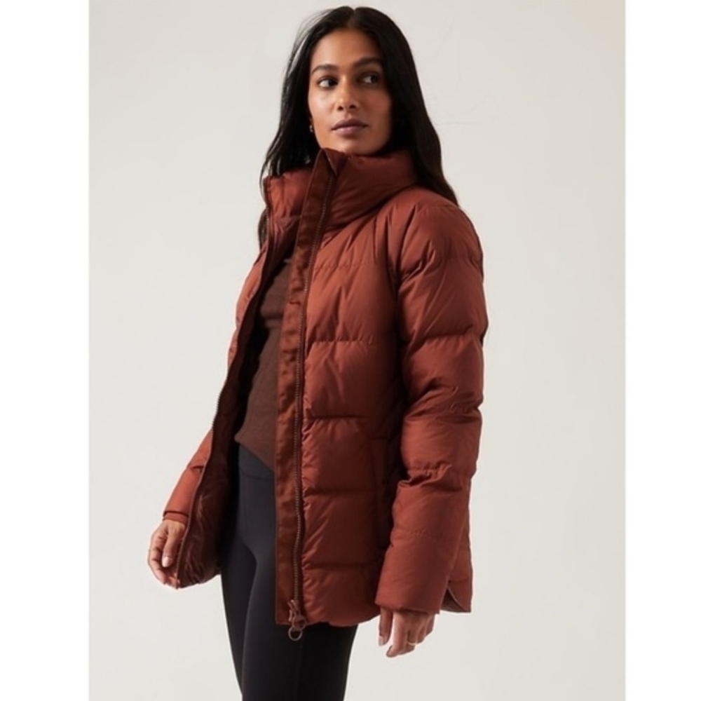 Women's Athleta Downtown/Puffer Jacket Full Zip in Maroon/Burgundy Size:Small - Picture 3 of 11